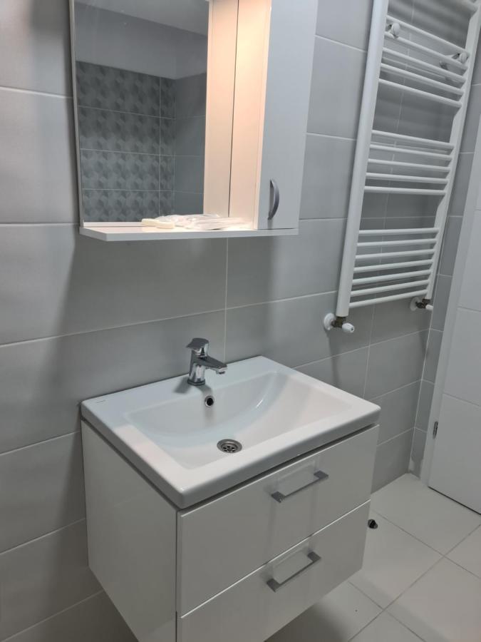 Global Residence Bukares Bagian luar foto